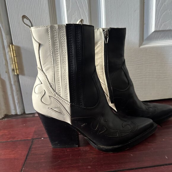 Dolce Vita Beaux Boot: Size 7, Black and White Leather - Picture 2 of 8